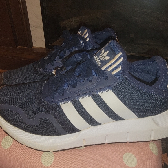 Adidas Swift Run X #5577B - Picture 2 of 7